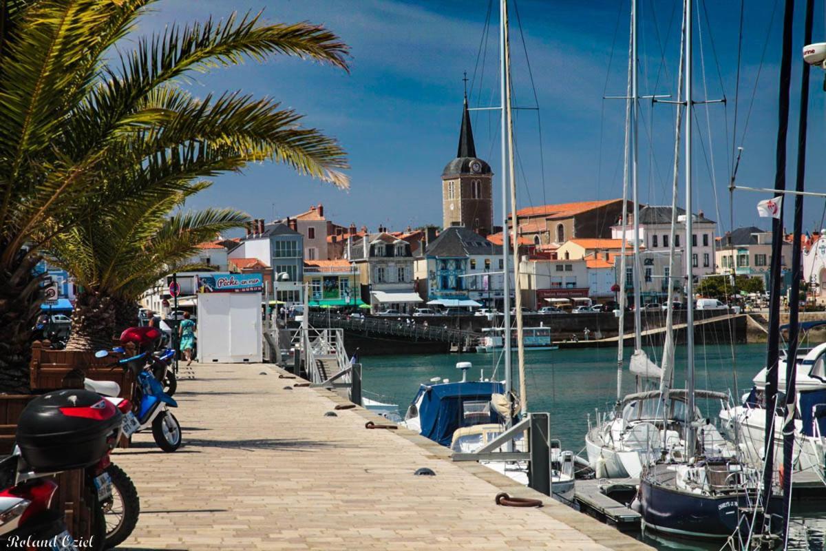 Le Petit Cote Ouest - Appt Dans Les Pins Pres De La Plage 莱萨布勒-多洛讷 外观 照片