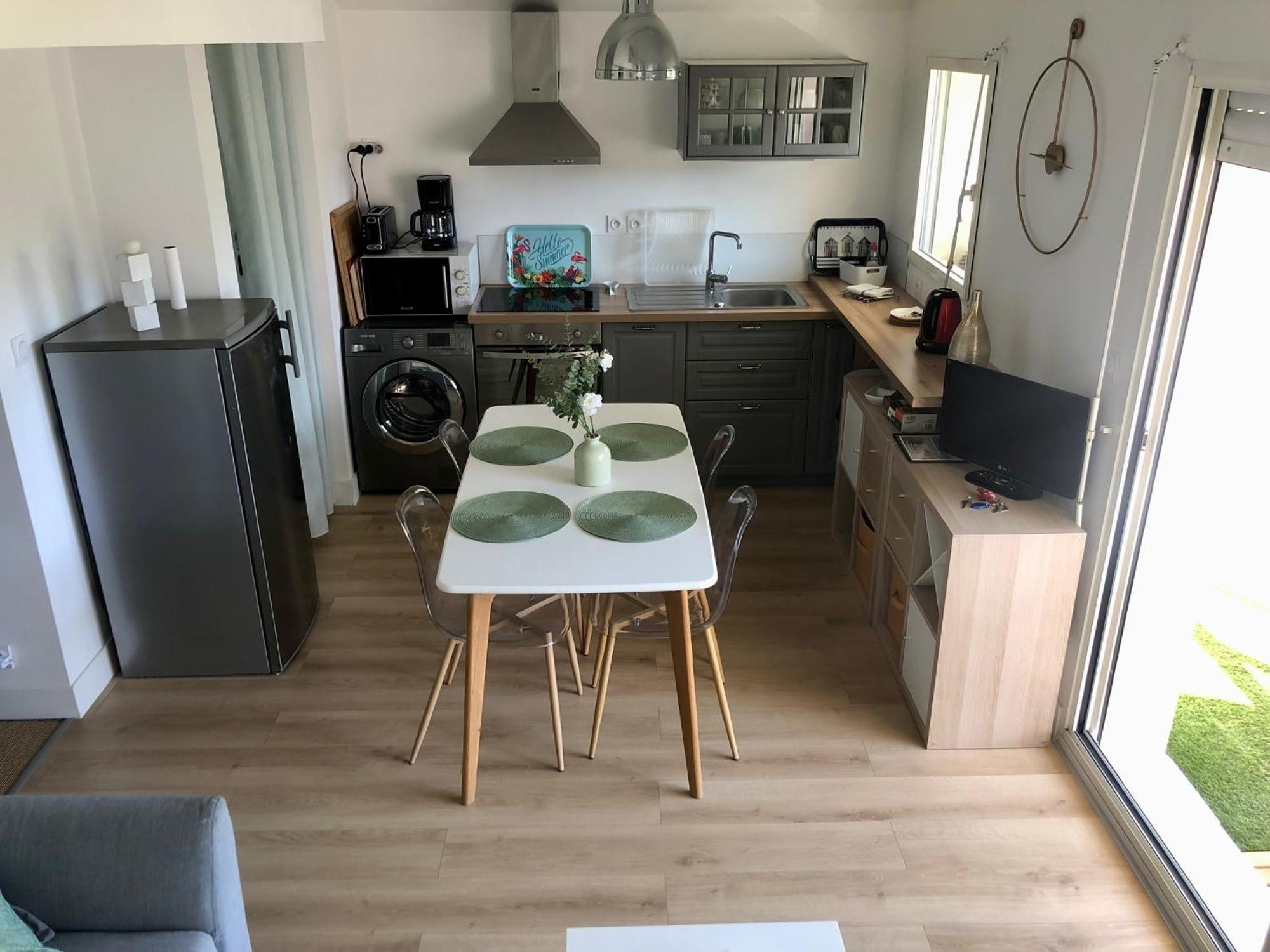 Le Petit Cote Ouest - Appt Dans Les Pins Pres De La Plage 莱萨布勒-多洛讷 外观 照片