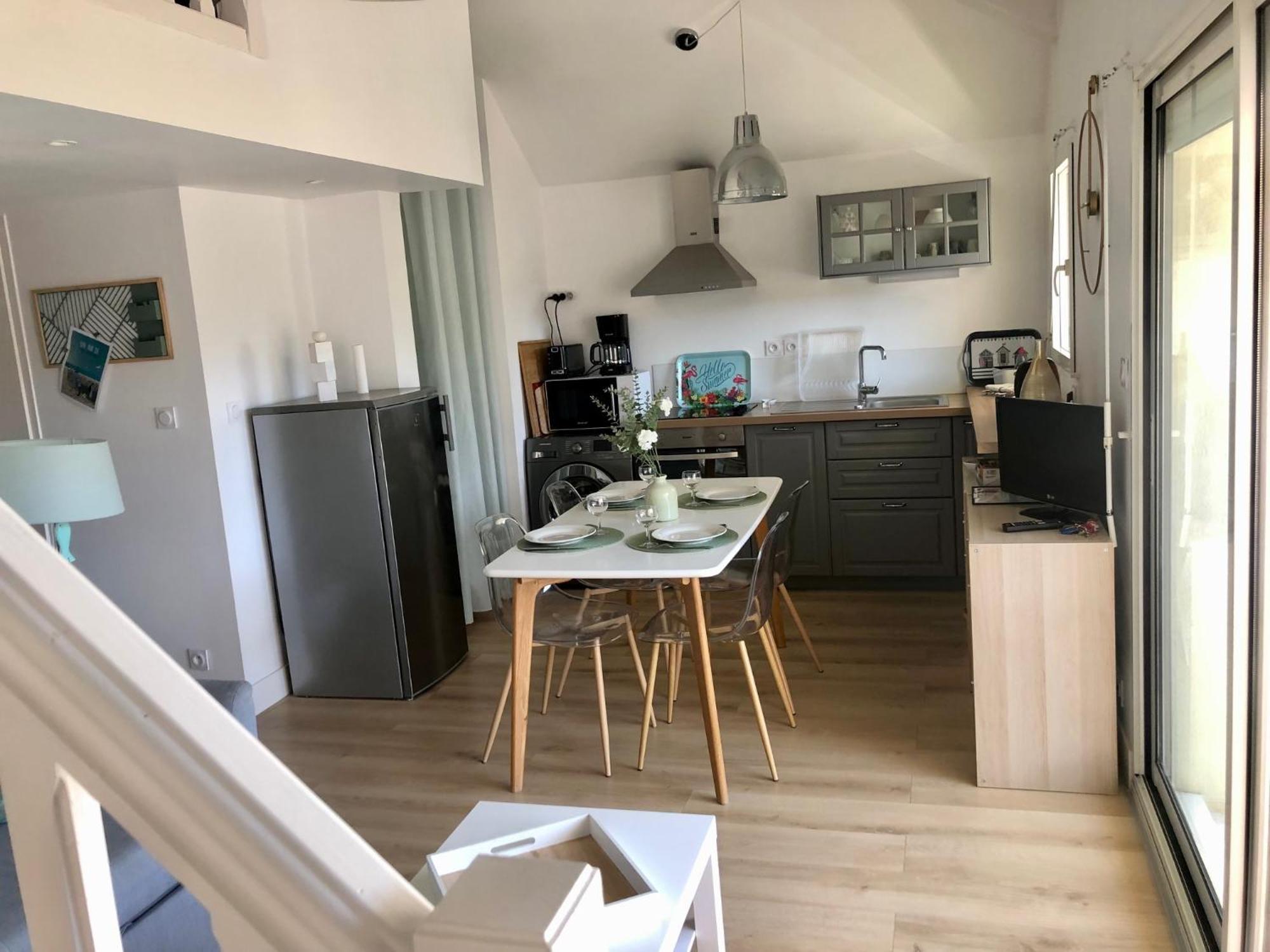 Le Petit Cote Ouest - Appt Dans Les Pins Pres De La Plage 莱萨布勒-多洛讷 外观 照片
